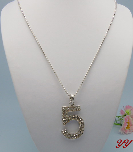 Collana Chanel Modello 153